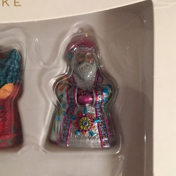 NIB 2006 Santas From Around The World Miniature Collection Hallmark Ornaments - Picture 6 of 11